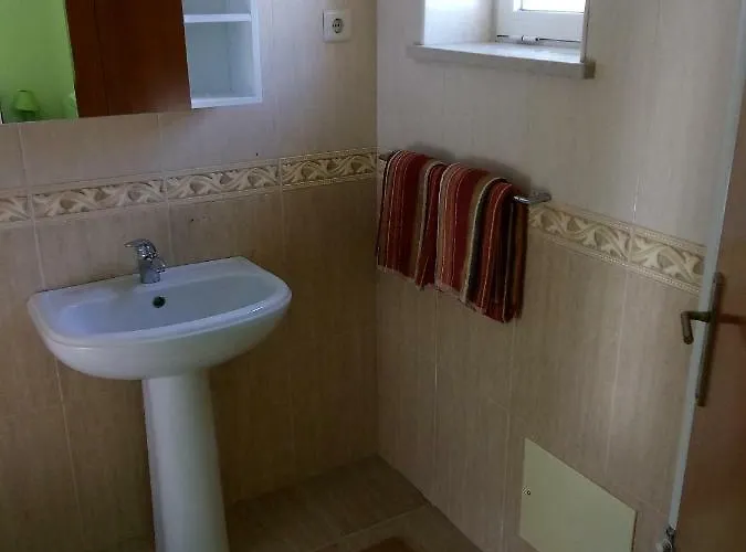 Konukevi House Victoria