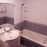 ゲストハウス House Victoria ナザレ